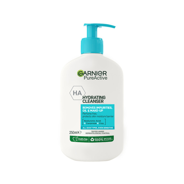 Garnier Pure Active Hydrating Hyaluronic Acid Deep Cleanser 250ml
