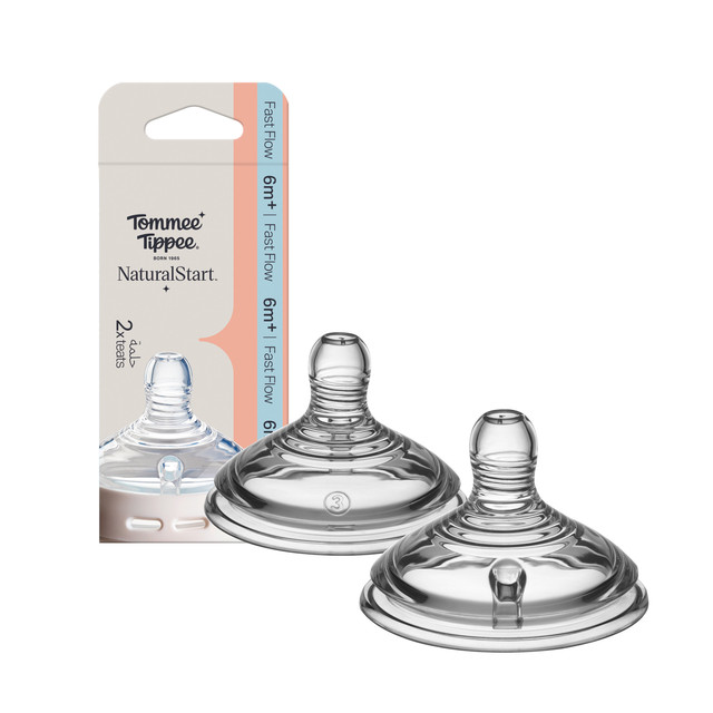 Tommee Tippee Natural Start Wide Latch Flex & Stretch Teats in Fast Flow, 2 Pack