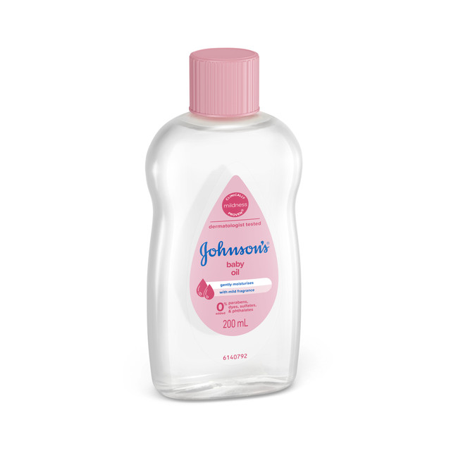 Johnson's Gentle Mild Moisturising Baby Oil 200mL Johnson's Gentle Mild Moisturising Baby Oil 200mL