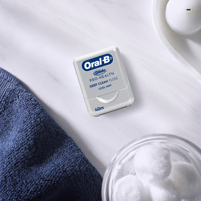 Oral-B Glide Deep Clean Dental Floss 40m