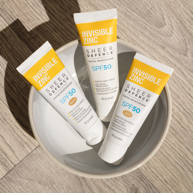 Invisible Zinc Sheer Defence Tinted Moisturiser SPF 50 Light 50g