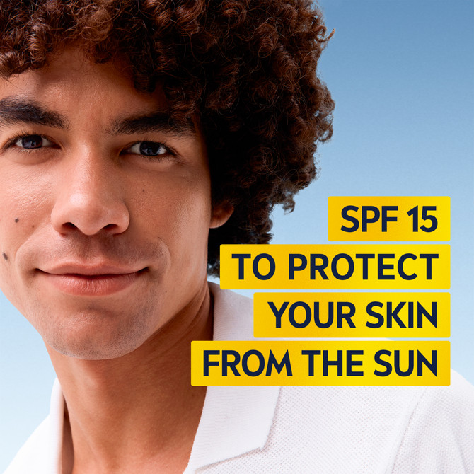 NIVEA MEN Sensitive Face Moisturiser SPF15 75ml
