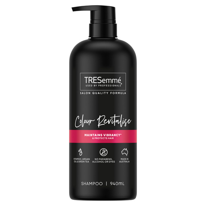 TRESemmé Shampoo maintains vibrancy* and protects hair Colour Revitalise with vitamin E, argan oil and green tea 940 mL