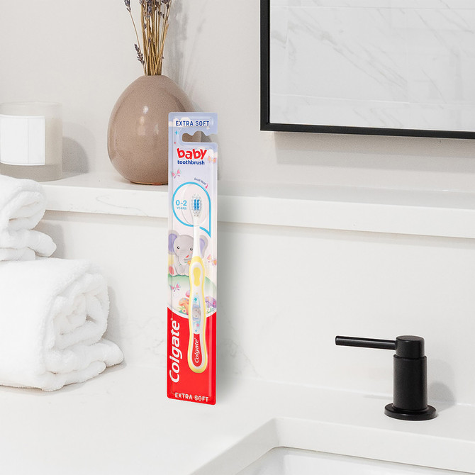 Colgate Kids My First Manual Toothbrush for Toddlers 0-2 Years, 1 Pack, Extra Soft Bristles, Colours May Vary