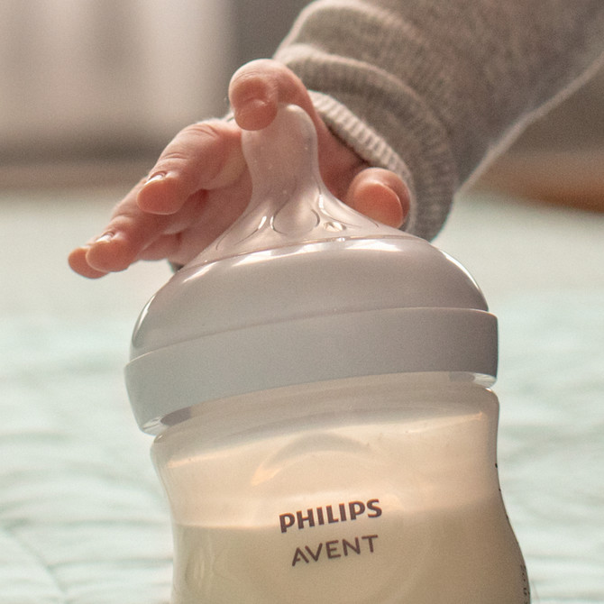 Philips Avent Natural Response Baby Bottles, 125ml, 2-pack, SCY900/02