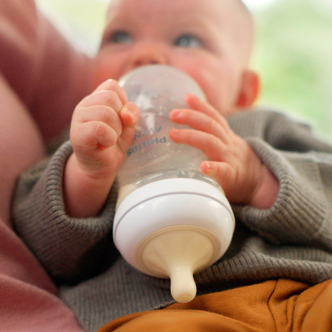 Philips Avent Natural Response Baby Bottles, 125ml, 2-pack, SCY900/02