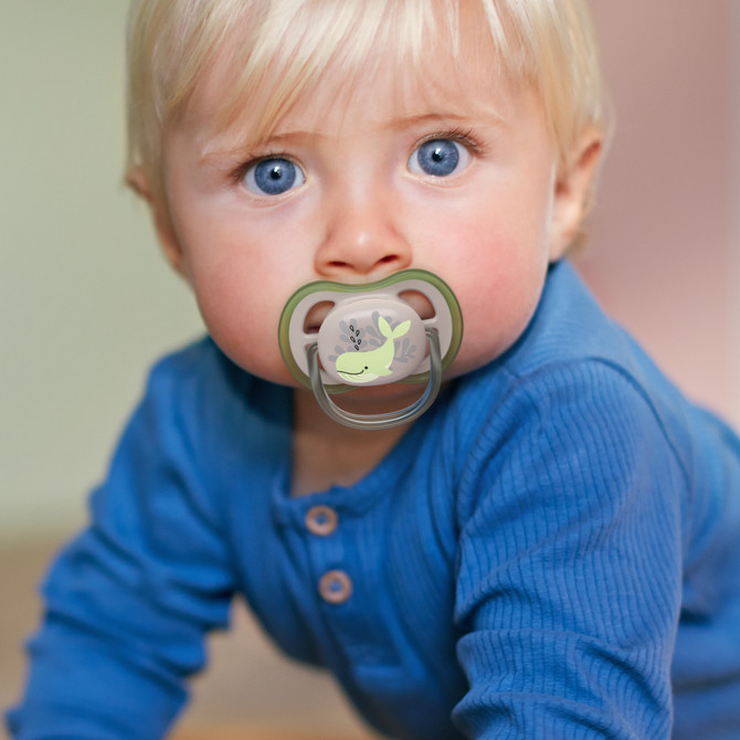 Philips Avent Ultra Air Soother, 6-18 months, Deco Mixed, 2-pack, SCF085/40