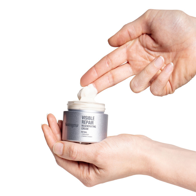Neutrogena Visible Repair Retinol Regenerating Cream 50g