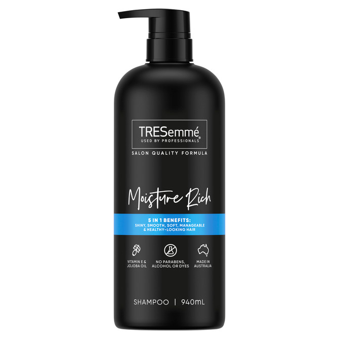 TRESemmé Shampoo for dry and damaged hair Moisture Rich with vitamin E and jojoba oil 940 mL