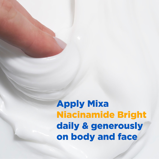 Mixa Niacinamide Bright Moisturising Anti-Dark Spot Cream 400ml