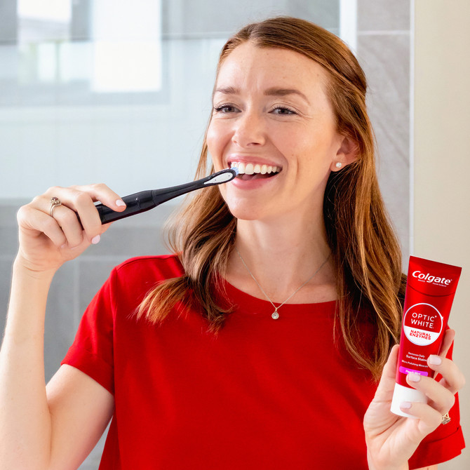 Colgate Optic White Natural Enzymes Toothpaste 100g