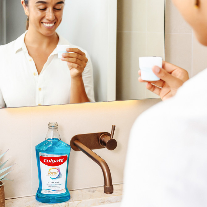 Colgate Total Active Prevention Clean Mint Mouthwash 500mL, Antibacterial Alcohol Free