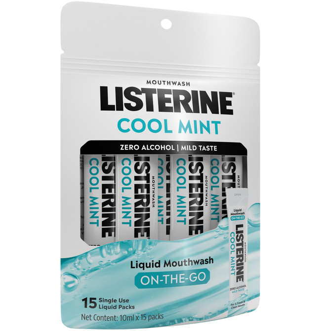 Listerine Cool Mint On-The-Go Liquid Mouthwash Sachets – Zero Alcohol Mild Taste Travel Mouthwash (10ml x 15 Single-Use Packs)