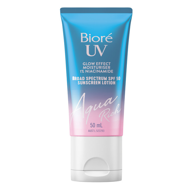 UV Aqua Rich Glow Effect Moisturiser SPF 50