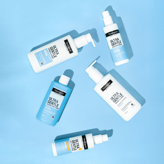 Neutrogena Ultra Gentle Foaming Face Cleanser 200mL