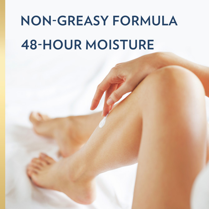 Vaseline Intensive Care Deep Restore Body Lotion for nourished, healthy-looking skin 225mL