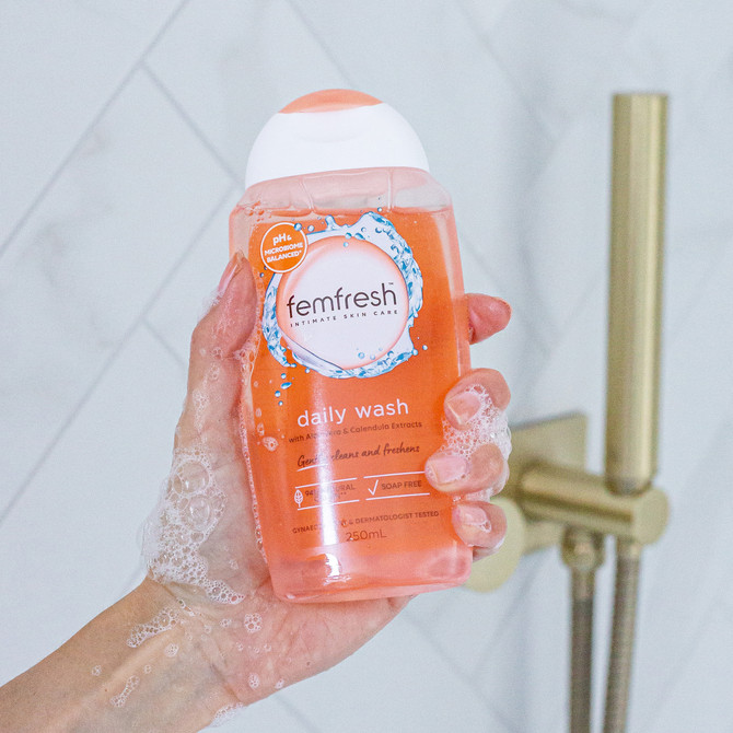 femfresh Daily Soap-free Intimate Wash with Aloe Vera & Calendula Extracts 250mL