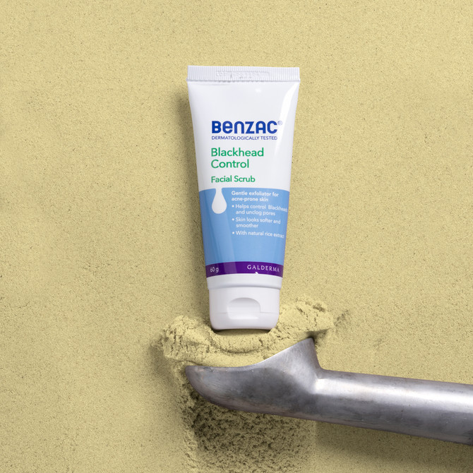 Benzac Blackhead Control Facial Scrub 60g