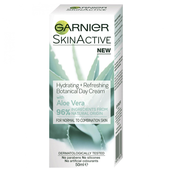 Garnier Skin Active Hydrating + Refreshing Botanical Day Cream With Aloe Vera 50ml