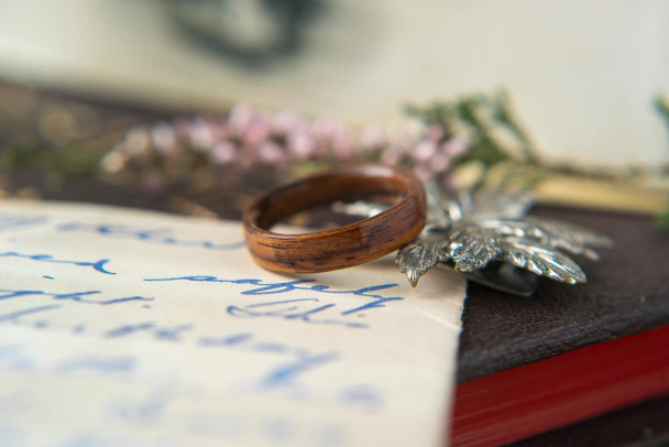 6 mm Santos Rosewood Inlay Bentwood Ring - BW331