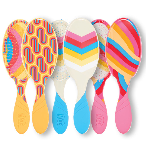 Wet Brush Pro Retro Swirl Detangler collection.