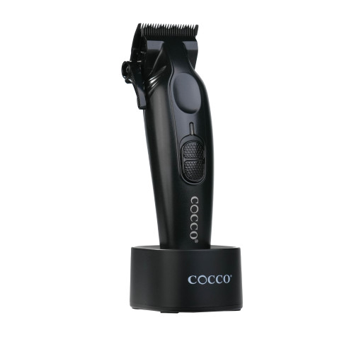 Cocco Veloce Pro Clipper with charge stand, in Black.