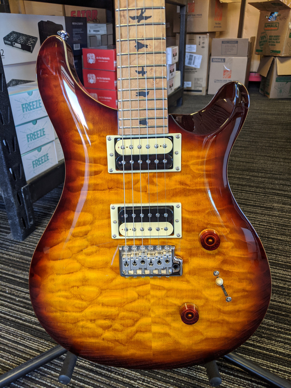 Prs Se Custom 24 Quilt Top Roasted Maple Neck Tobacco Sunburst The Guitar Store