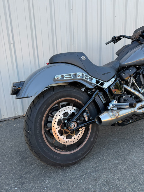 Rear Fender Struts