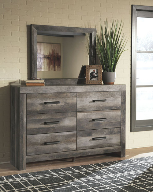 Wynnlow Gray Dresser, Mirror