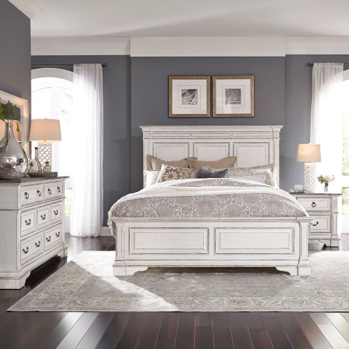 Abbey Park - 4 Piece Bedroom Set (Queen Panel Bed, Dresser & Mirror, Nightstand) - White (520-BR-QPBDMN)