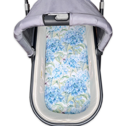 Hydrangea & Dragonfly Cotton Waterproof Bassinet Liner (shown in Uppababy Vista v2)