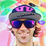 A Talk in the Trees with...Dale Thomas