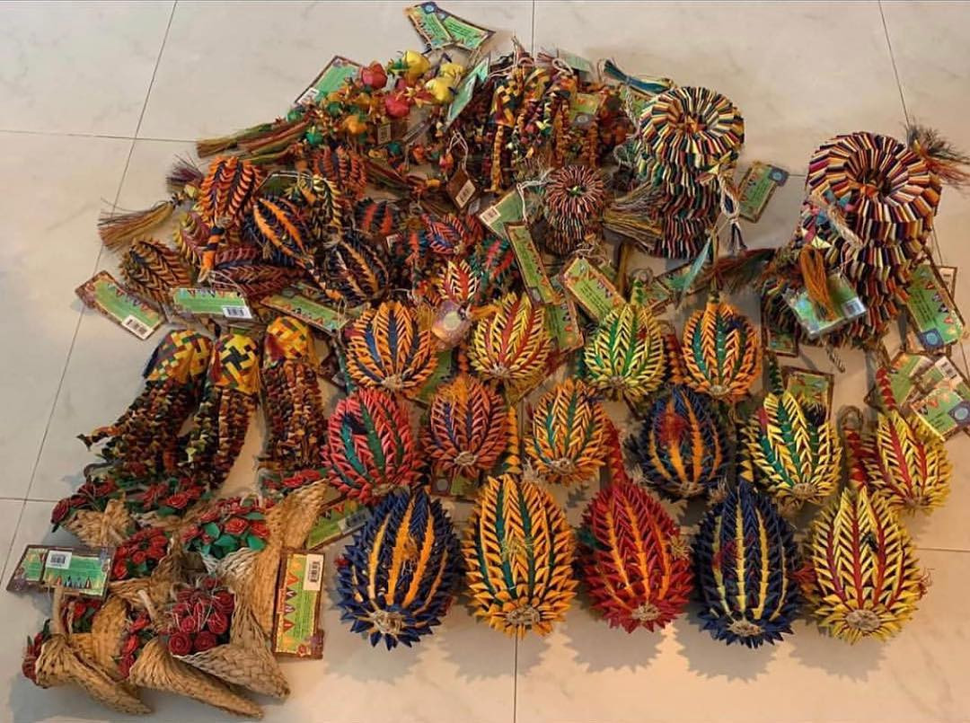 Spoil your Bird with Pleasures Natural Bird Toys Pleasures