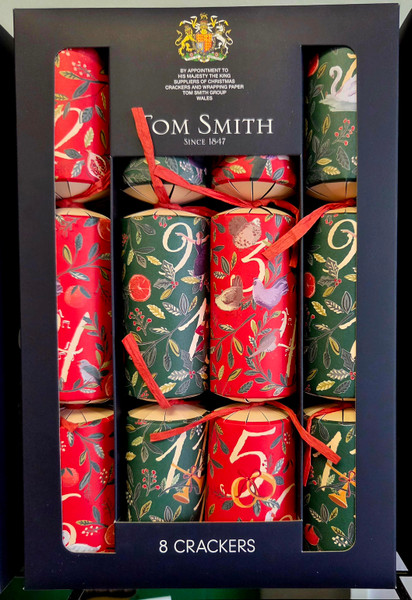 Tom Smith 12 Days of Christmas Crackers 8ct