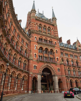 Maggie's NEW London Retreat FINAL PAYMENT