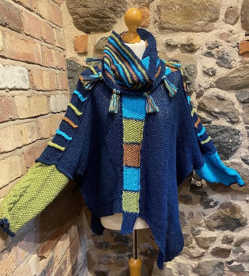 Front View with Cowl. Navy/Turq/Green/Choc