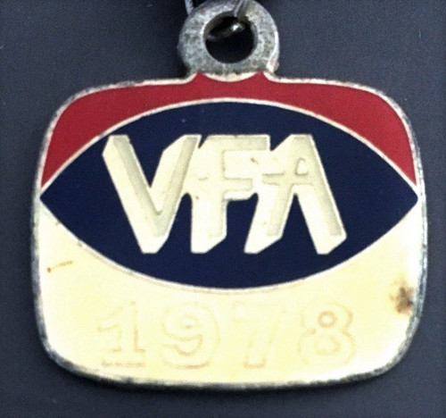 VICTORIAN FOOTBALL ASSOCIATION MEMBER MEDALLION 1978 SEASON