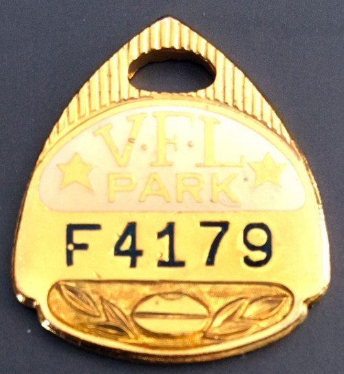 VFL PARK FEMALE MEMBER MEDALLION 1972 SEASON