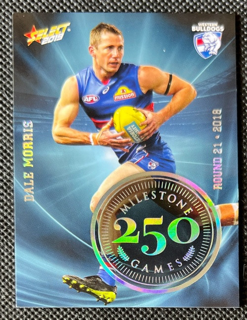 2019 AFL SELECT FOOTY STARS MG84 DALE MORRIS WESTERN BULLDOGS 250 GAME MILESTONE CARD