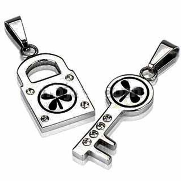 316L Stainless Steel 4 Leaf Lock and Key Pendant Set