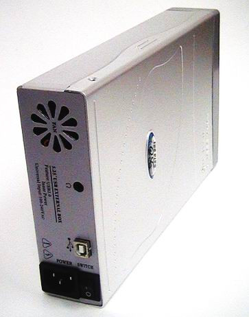 Data one 5.25" Ext USB V2.0, CDR/ DVD/3.5" HDD (Alum) - Wholesale at Look4Computer Canada