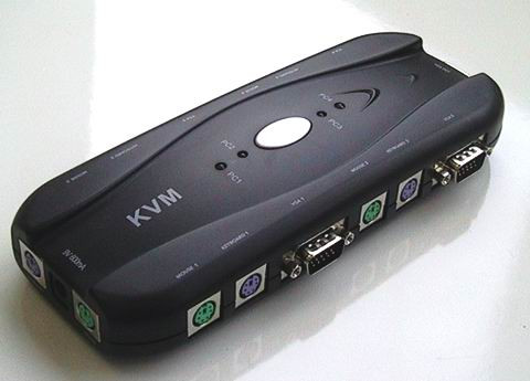 KVM SWITCH 4 PORT w/Cables - Wholesale at Look4Computer Canada