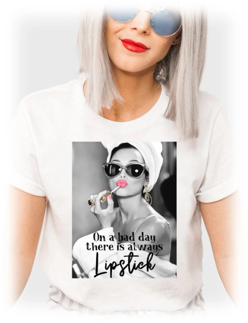 Always Lipstick Tee