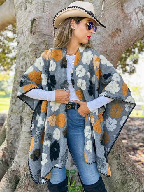 Ria Ruana Elegant 3D Floral
