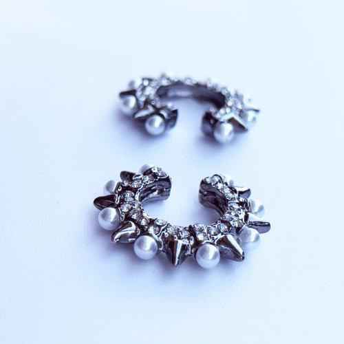 Shop Ear Cuff Twilight From Jagged Halo Jewelry Scout & Molly's One