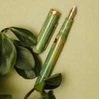 Nahvalur Nautilus fountain pen - Spring