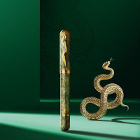 Nahvalur Nautilus fountain pen - 2025 Year of the Snake