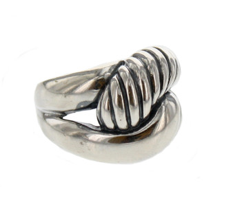 Y Knot Ring