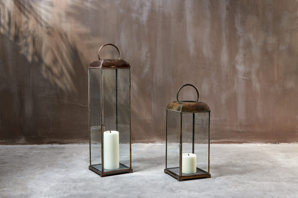Large & Small Kaso Lanterns side by side.