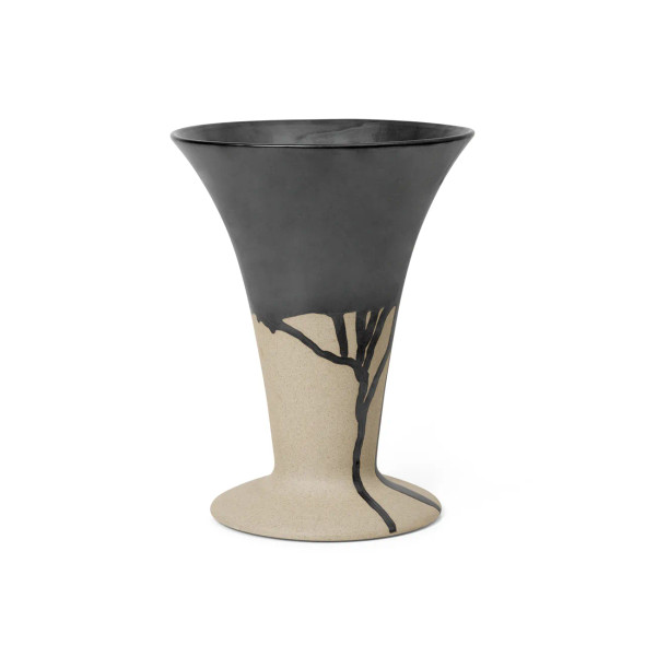 Profile view of Flores vase by Ferm Living.